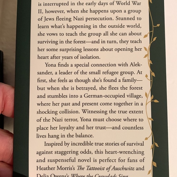 ⭐️2/$12⭐️ the forest of vanishing stars - Picture 5 of 7